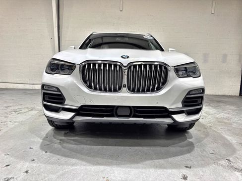 Used 2019 BMW X5 xDrive40i w/ Executive Package AWD/4WD image 14