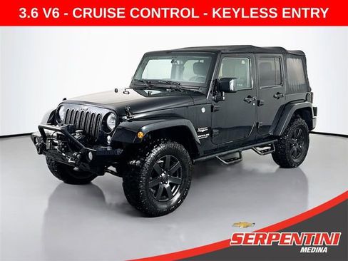 Used 2015 Jeep Wrangler Unlimited Sahara image 1