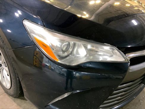 Used 2016 Toyota Camry LE image 27