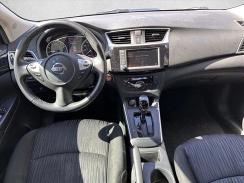 Used 2019 Nissan Sentra SV image 27