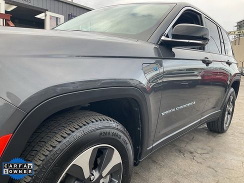 Used 2022 Jeep Grand Cherokee Limited 4xe image 93