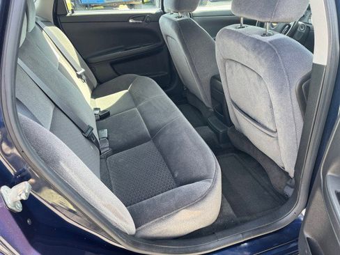Used 2011 Chevrolet Impala LT image 17