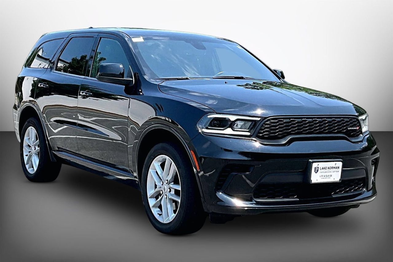Certified 2025 Dodge Durango GT AWD/4WD image 2