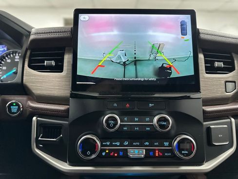 Certified 2023 Ford Expedition Limited image 6