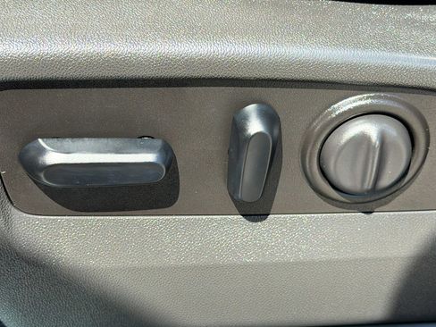 Used 2020 GMC Sierra 1500 SLT w/ SLT Premium Plus Package image 22