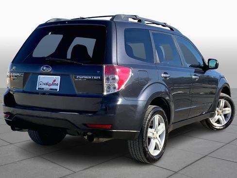 Used 2010 Subaru Forester 2.5X Premium image 12
