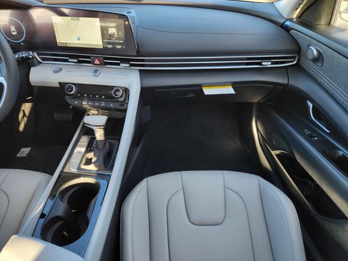 New 2026 Hyundai Elantra Limited image 20