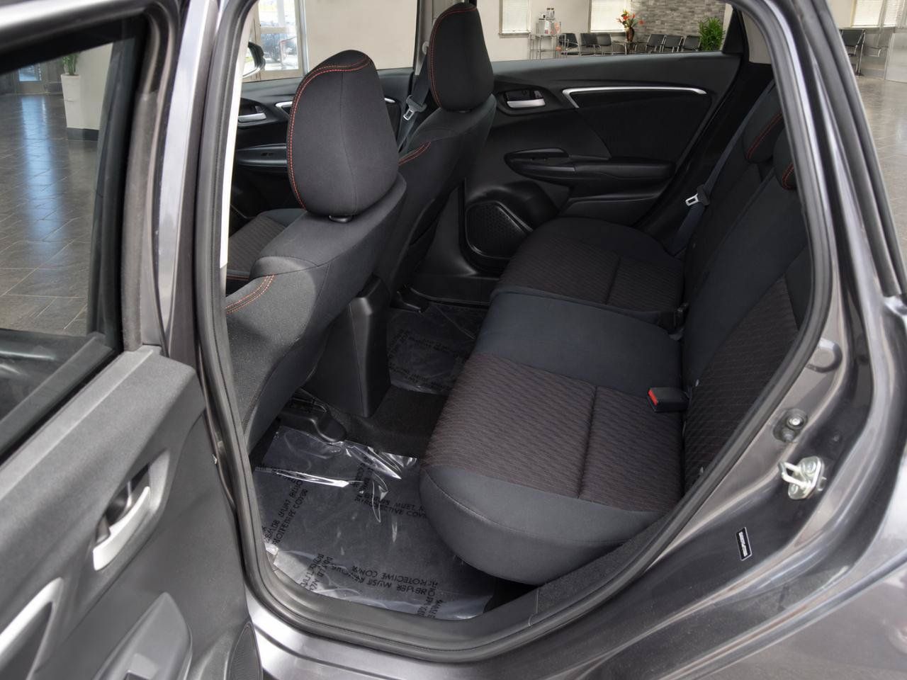 Used 2018 Honda Fit Sport image 11