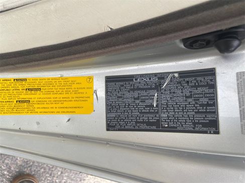 Used 2003 Lexus SC 430 Convertible image 31