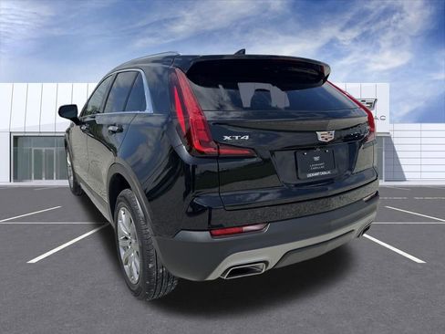 Certified 2023 Cadillac XT4 Premium Luxury FWD image 12