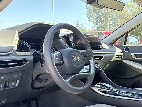 Used 2023 Hyundai Sonata SEL image 7