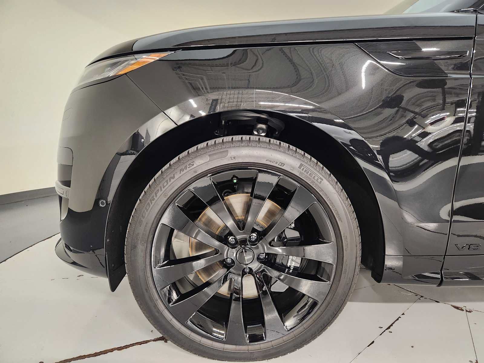Used 2026 Land Rover Range Rover Sport Dynamic SE AWD/4WD image 11