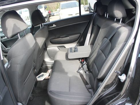 Used 2020 Kia Sportage LX image 24