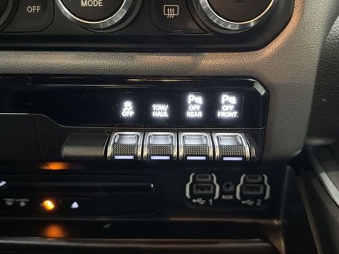 Used 2019 RAM 1500 Big Horn AWD/4WD image 26
