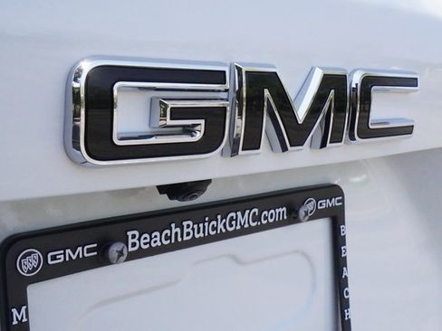 Used 2026 GMC Terrain Elevation w/ Elevation Premium Package FWD image 38