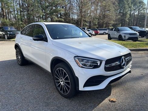 Used 2023 Mercedes-Benz GLC 300 4MATIC Coupe image 2
