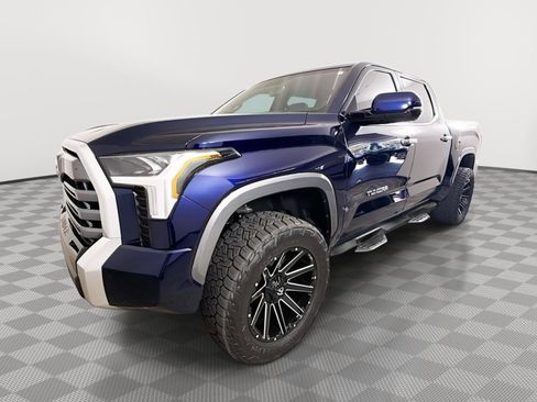 Used 2025 Toyota Tundra Limited AWD/4WD image 1