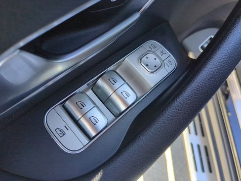 Used 2022 Mercedes-Benz GLE 450 4MATIC image 17