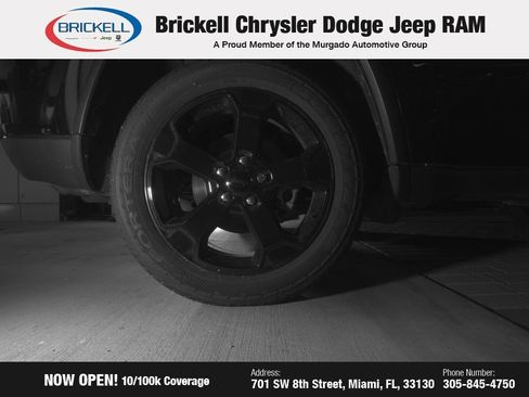 Used 2019 Jeep Grand Cherokee Laredo image 17