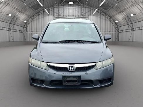 Used 2010 Honda Civic LX image 2
