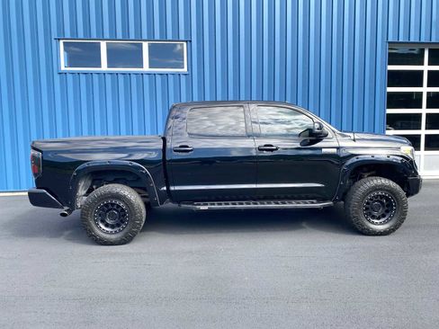 Used 2018 Toyota Tundra Platinum image 17