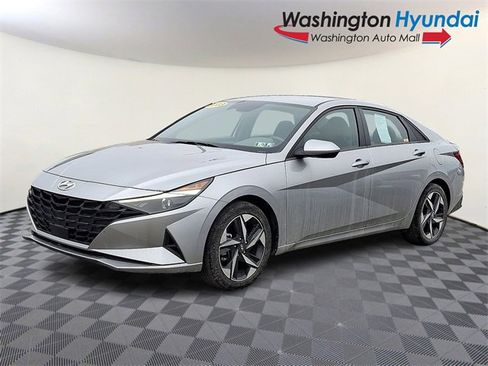 Certified 2023 Hyundai Elantra SEL w/ Convenience Package image 3