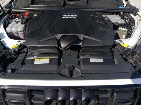 Used 2021 Audi Q7 3.0T Prestige image 11