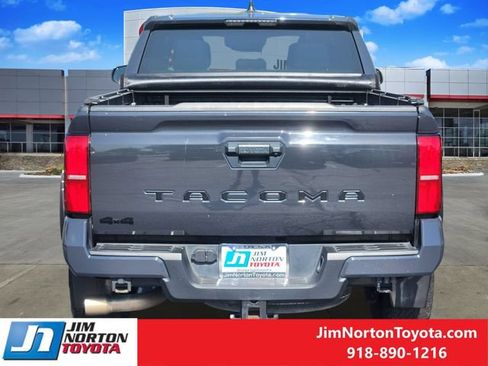 Used 2024 Toyota Tacoma TRD Off-Road AWD/4WD image 7