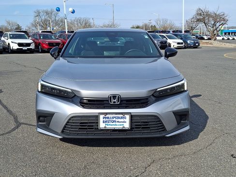 Used 2024 Honda Civic Sport image 2