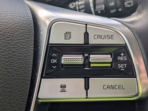 Used 2020 Kia Telluride LX FWD image 35