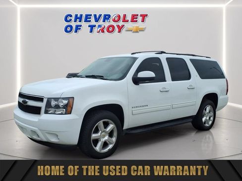 Used 2013 Chevrolet Suburban LT w/ Luxury Package AWD/4WD image 4