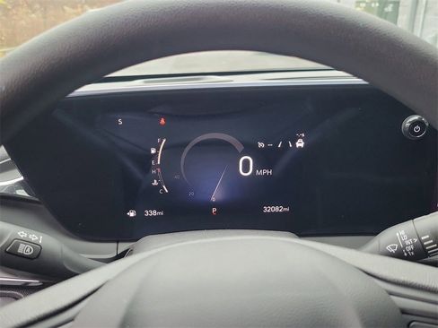 Used 2025 Buick Envista Preferred image 17