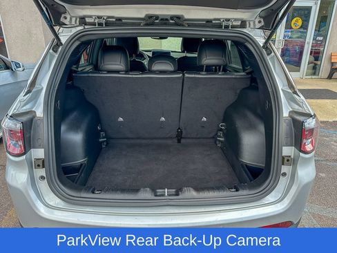 Used 2025 Jeep Compass Limited AWD/4WD image 6