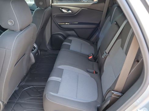 Used 2025 Chevrolet Blazer LT w/ Midnight/Sport Edition FWD image 31
