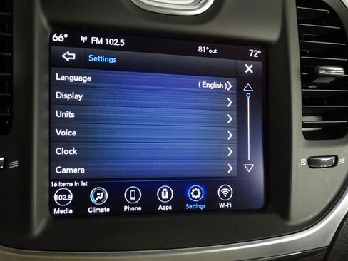 Used 2022 Chrysler 300 Touring w/ Sport Appearance Package image 35