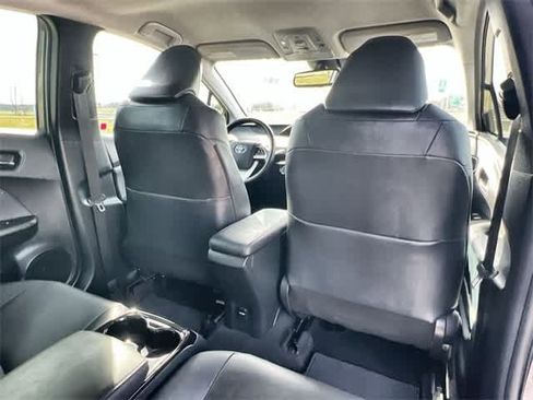 Used 2017 Toyota Prius Prime Advanced image 13