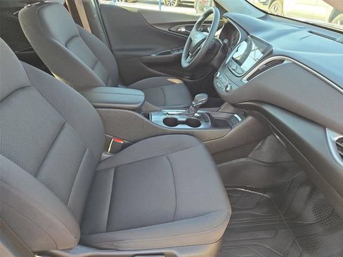 Certified 2024 Chevrolet Malibu LT w/ Sport Edition FWD image 19
