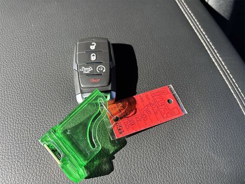 New 2026 RAM 1500 4x4 Crew Cab image 26