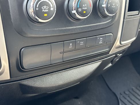 Used 2020 RAM 1500 Warlock AWD/4WD image 16