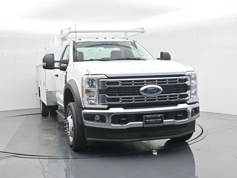 New 2025 Ford F550 2WD Regular Cab Super Duty image 29