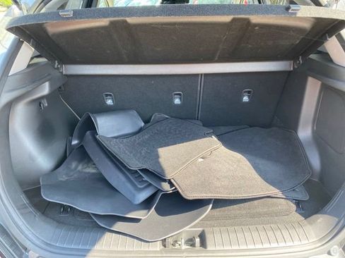 Used 2023 Hyundai Kona Limited AWD/4WD image 26
