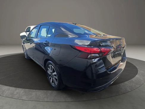 Used 2023 Nissan Versa SV image 7