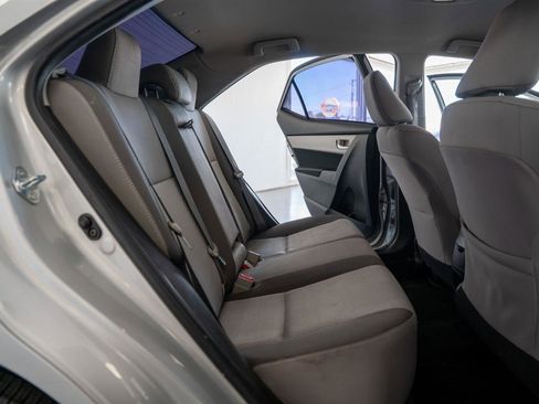 Used 2017 Toyota Corolla LE w/ Carpet Mat Package (TMS) FWD image 18