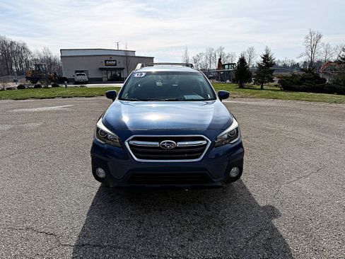 Used 2019 Subaru Outback 2.5i Premium image 2