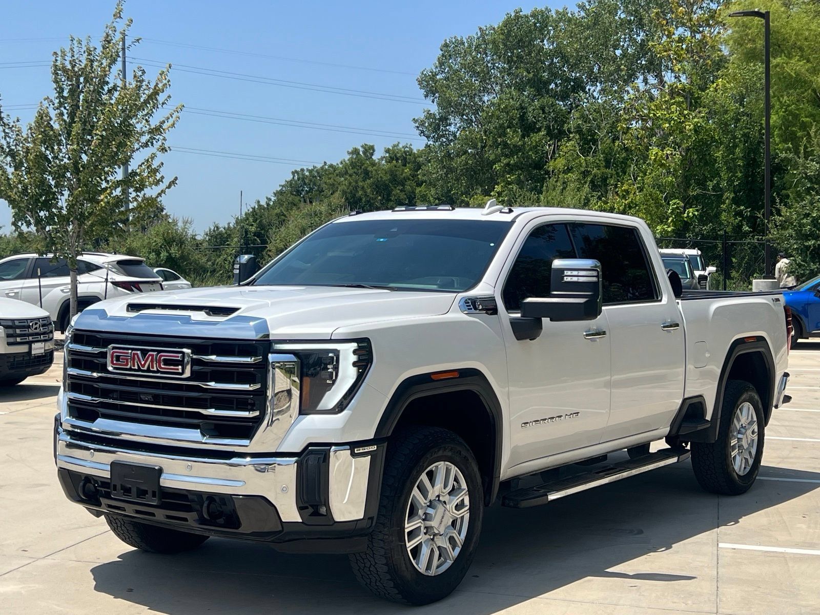 Used 2024 GMC Sierra 2500 SLT w/ Texas SLT Premium Package AWD/4WD image 5