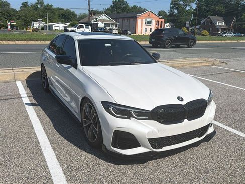 Used 2022 BMW M340i xDrive w/ Premium Package AWD/4WD image 6