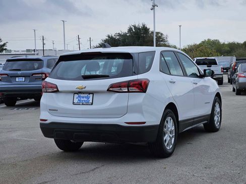 Used 2022 Chevrolet Equinox LS w/ LPO, Floor Liner Package image 6