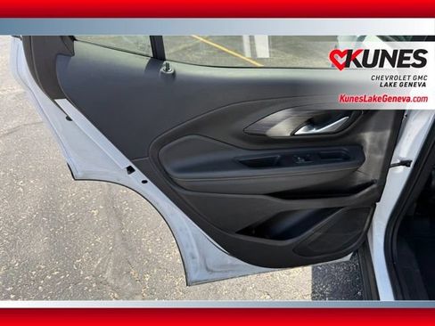 Used 2024 GMC Terrain SLE FWD image 12