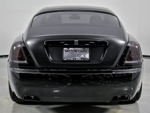 Used 2019 Rolls-Royce Wraith image 11