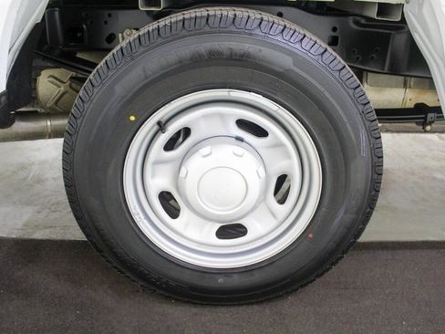 Used 2020 Ford F250 XL w/ Power Equipment Group image 19